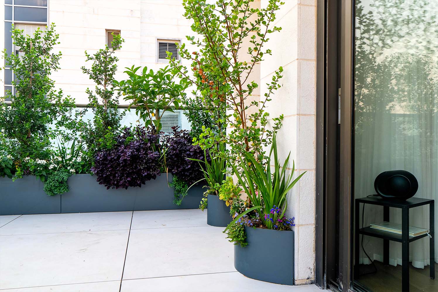 עיצוב מרפסות - סוליגו מודרני לכול מרפסת קטנה